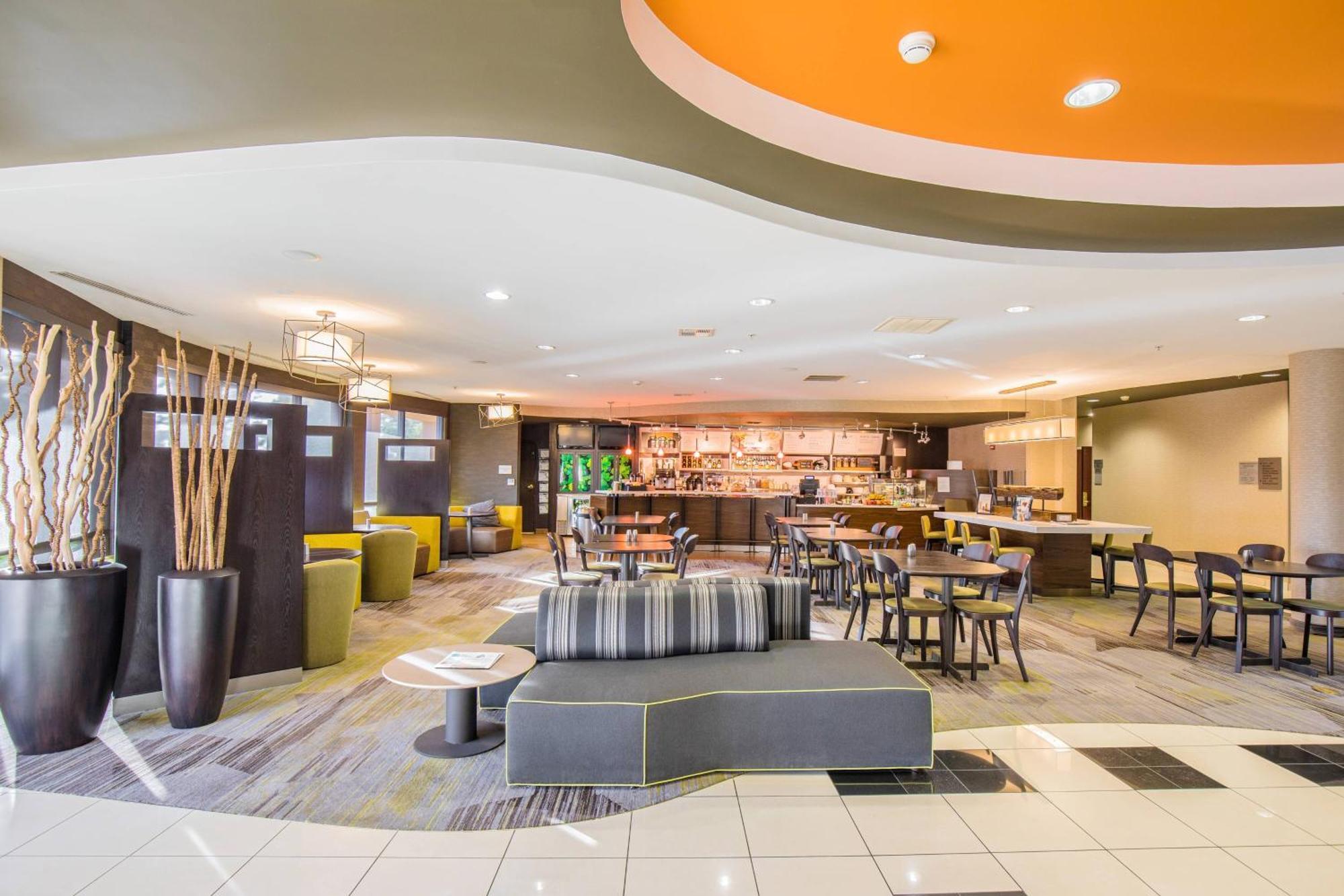 Courtyard By Marriott Merced Exterior photo