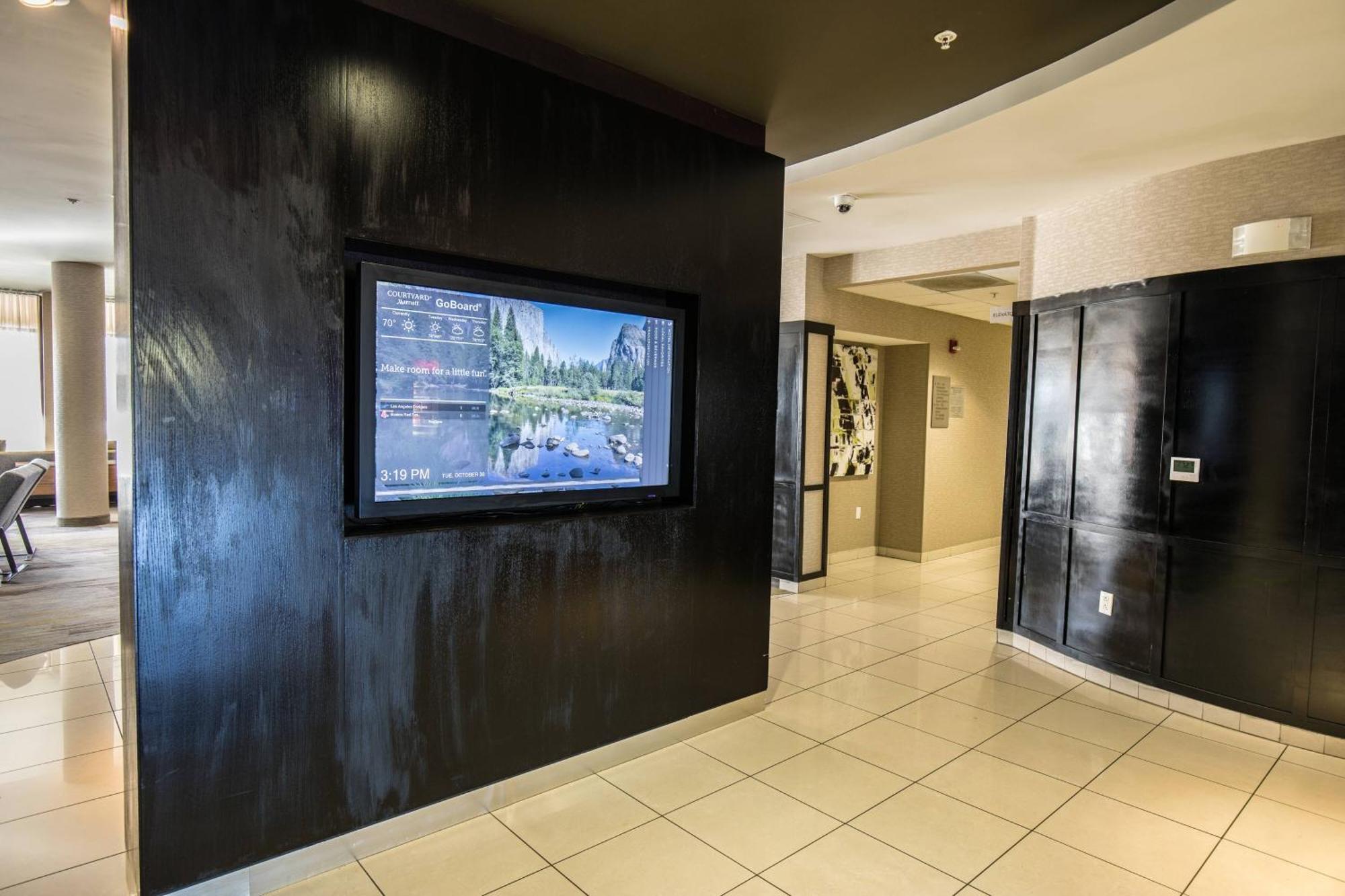 Courtyard By Marriott Merced Exterior photo