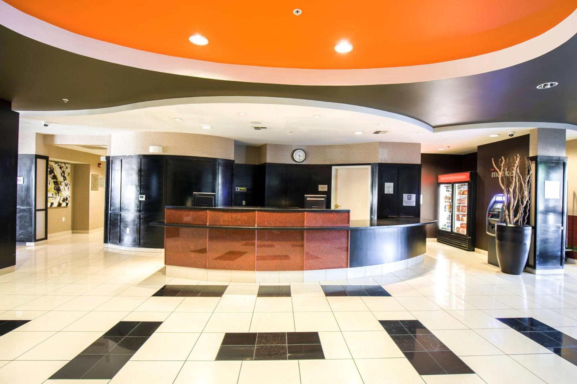 Courtyard By Marriott Merced Exterior photo